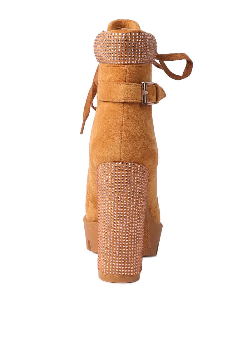 Block Heeled Ankle Boot: TAN