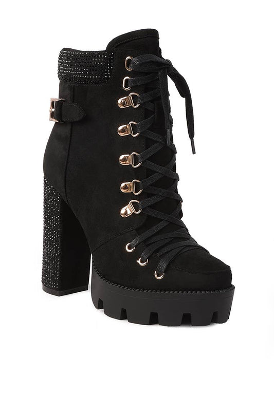 Block Heeled Ankle Boot: BLACK