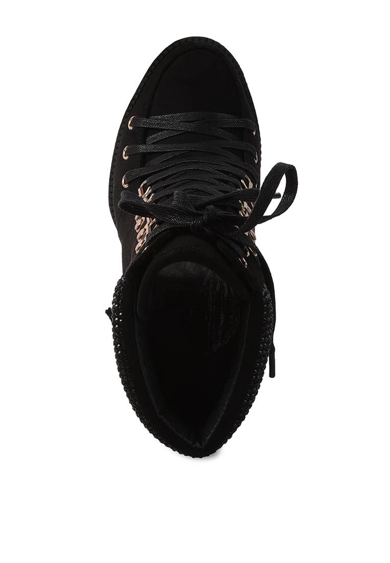 Block Heeled Ankle Boot: BLACK