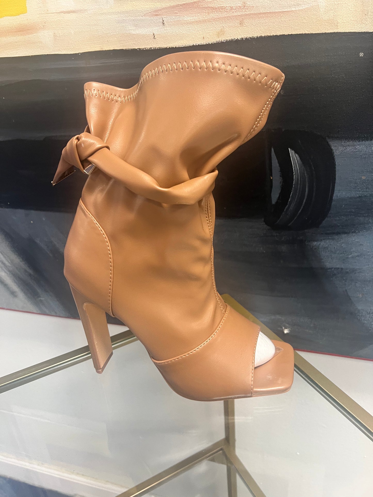 Caramel  Bootie w Gold