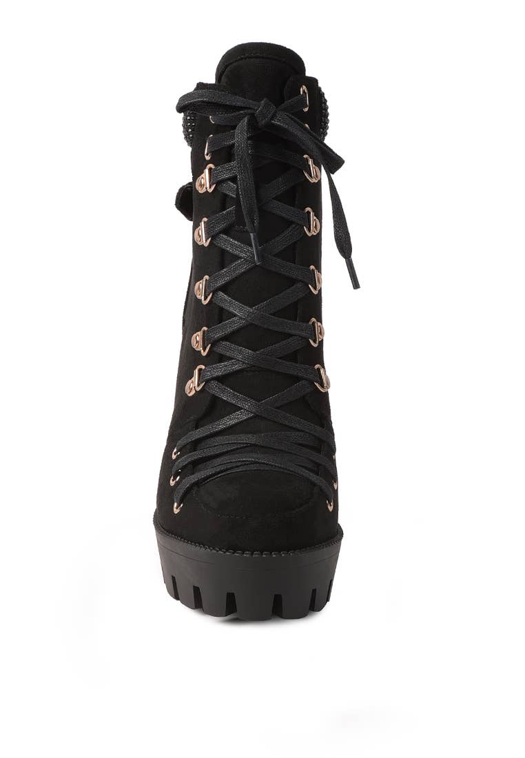 Block Heeled Ankle Boot: BLACK