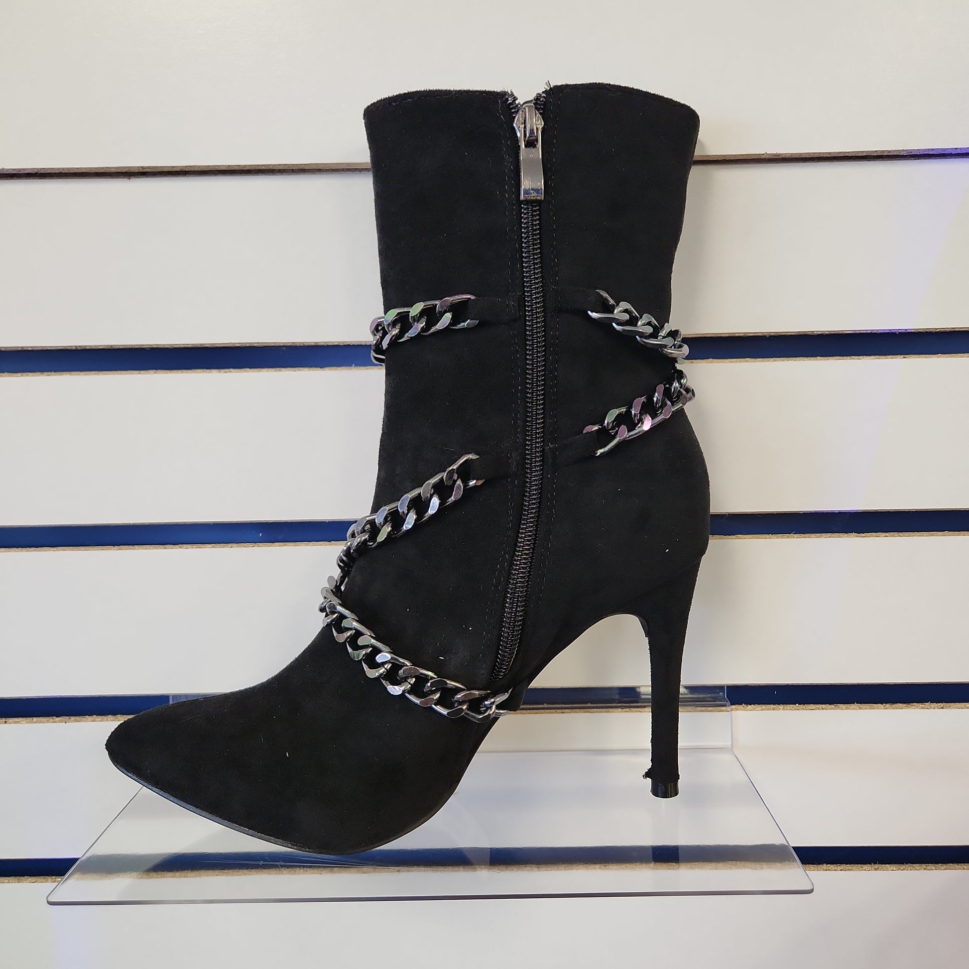 Black bootie w/ Chain Bodi Language for Women